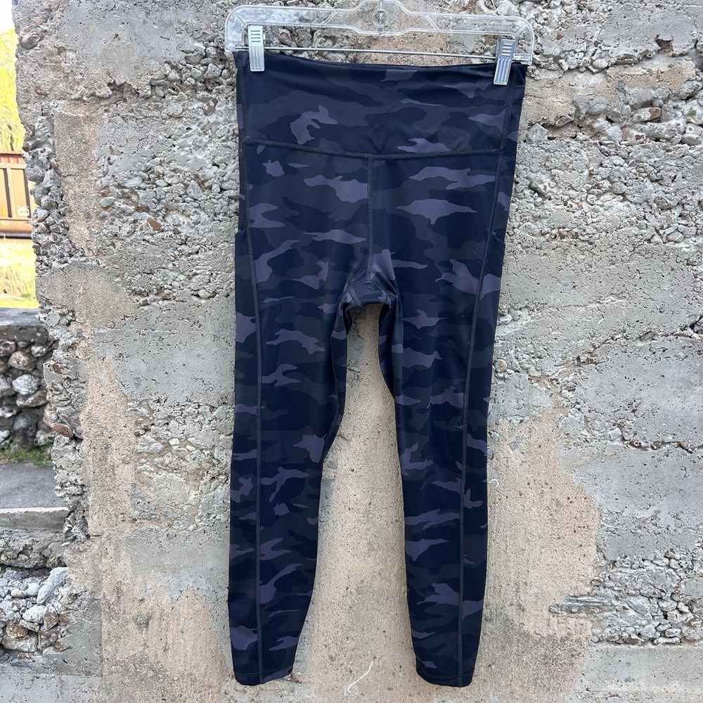 Athleta Ultimate Stash Pocket Camo 7/8 Tight Leggings Gray Camouflage Womens S